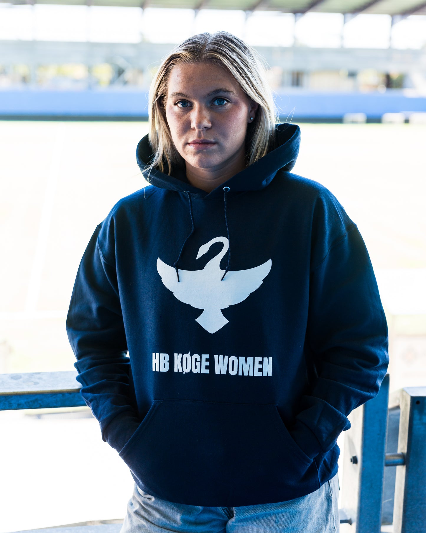 HBKW SWAN I HOODIE (BØRN)